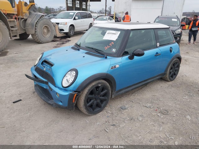 2005 MINI COOPER S WMWRE33445TD92639 Photo 1
