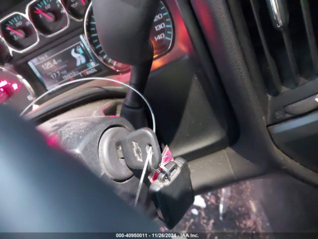 1GCRCRECXJZ372108 Chevrolet Silverado 1500 1lt