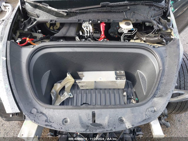 2024 TESLA MODEL Y 7SAYGDEE9RF015849 Photo 9