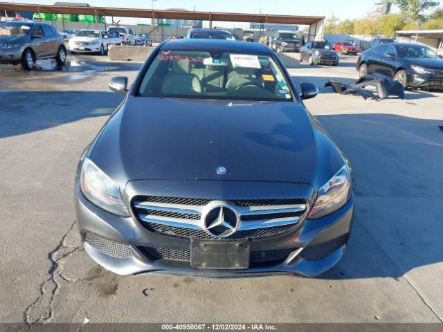 55SWF4JB6FU067209 Mercedes-Benz C 300 Luxury/sport