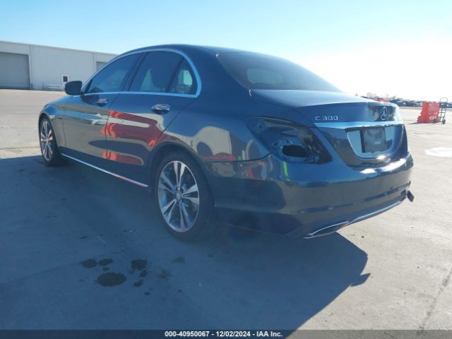 55SWF4JB6FU067209 Mercedes-Benz C 300 Luxury/sport