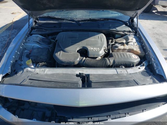 2C3CDZAG3JH138828 Dodge Challenger Sxt