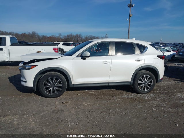 Mazda Cx-5 Touring 2018 JM3KFBCM3J1458815 Image 14