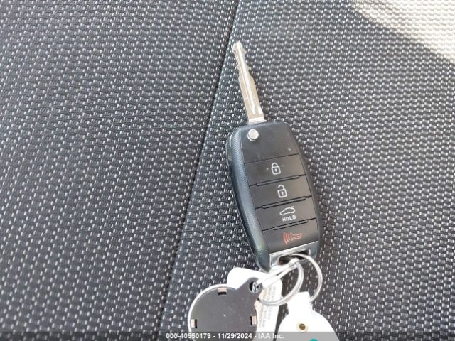 3KPFK4A7XJE254914 KIA FORTE LX