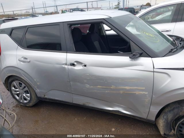 KNDJ23AU5L7729060 KIA SOUL LX
