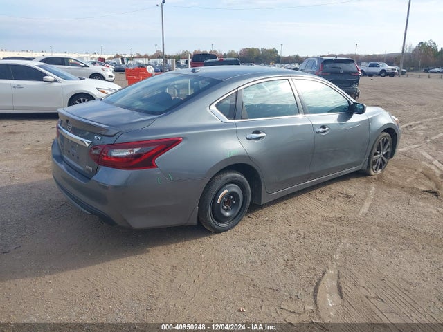 Nissan Altima 2.5 Sr 2018 1N4AL3AP7JC187221 Image 4