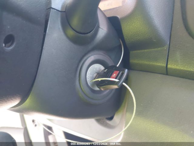 3N6CM0KN3KK696663 Nissan NV200 SV
