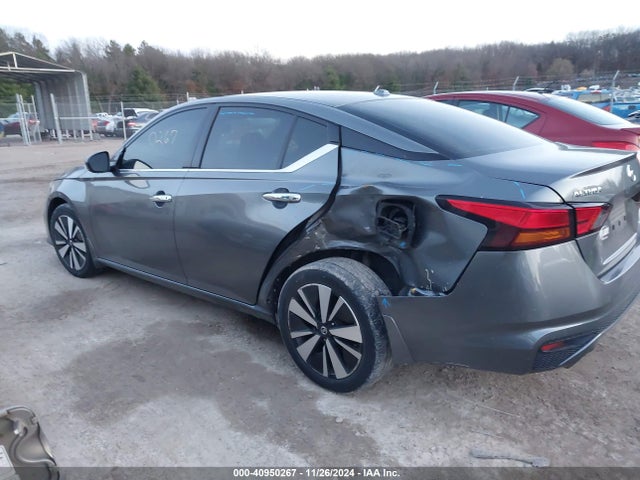 1N4BL4DW8KC135045 Nissan Altima 2.5 Sv
