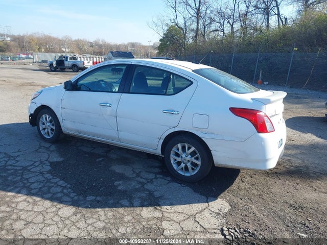 Nissan Versa 1.6 Sv 2018 3N1CN7AP8JL868144 Image 3
