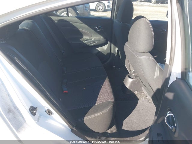 Nissan Versa 1.6 Sv 2018 3N1CN7AP8JL868144 Image 8