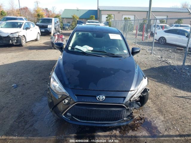 3MYDLBYVXKY517319 Toyota YARIS LE