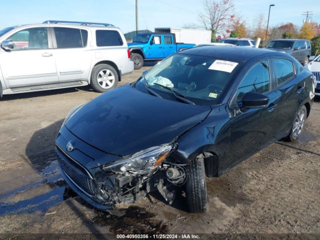 3MYDLBYVXKY517319 Toyota YARIS LE