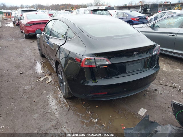 2021 TESLA MODEL 3 5YJ3E1EA1MF859319 Photo 2