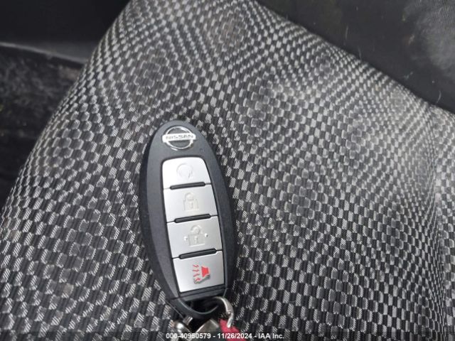 JN1BJ1CR1KW322445 Nissan Rogue Sport Sv