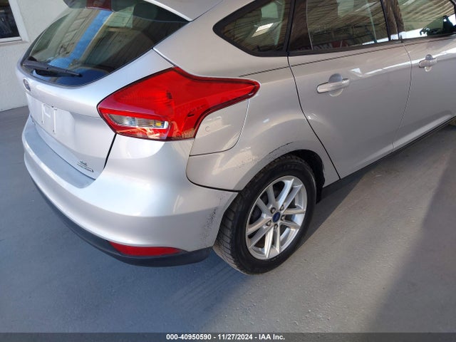 Ford FOCUS SE 2016 1FADP3K21GL215589 Image 6