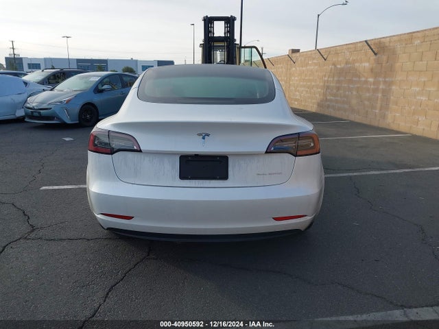 Tesla Model 3 Long Range Dual Motor All-wheel Drive 2022 5YJ3E1EB9NF193479 Image 16