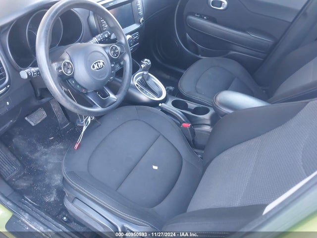 KIA SOUL + 2018 KNDJP3A51J7897298 Image 18