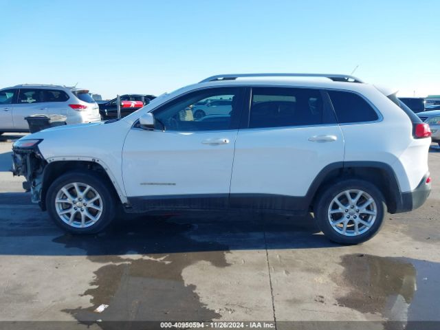 1C4PJLCB7FW597003 Jeep Cherokee Latitude