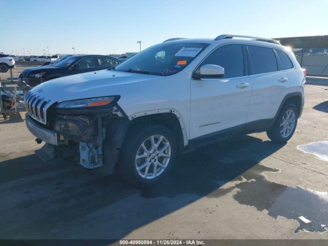 1C4PJLCB7FW597003 Jeep Cherokee Latitude