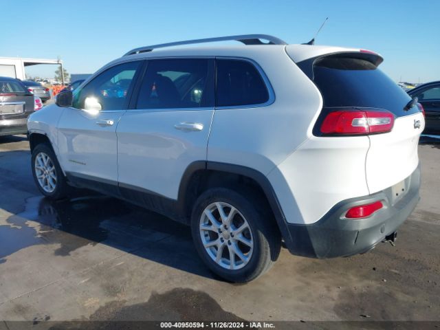 1C4PJLCB7FW597003 Jeep Cherokee Latitude