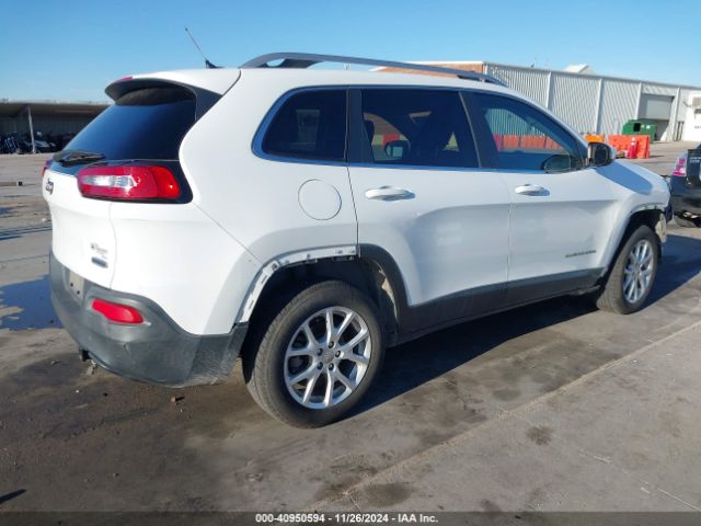 1C4PJLCB7FW597003 Jeep Cherokee Latitude
