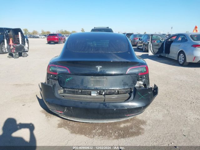 5YJ3E1EA0JF157441 Tesla Model 3 Long Range/mid Range
