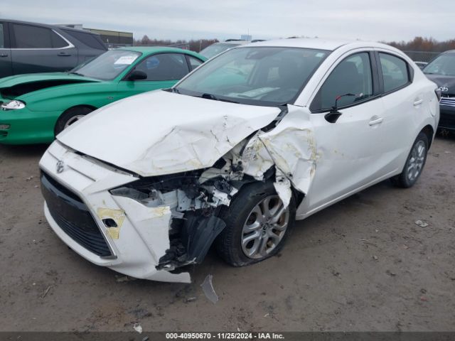 3MYDLBYV7JY323720 Toyota YARIS IA