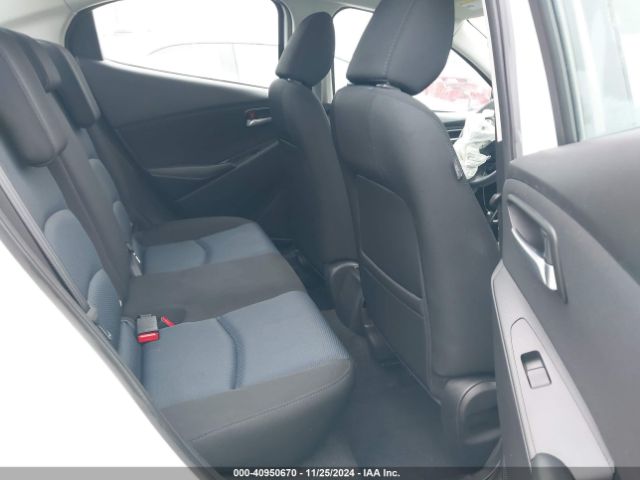 3MYDLBYV7JY323720 Toyota YARIS IA