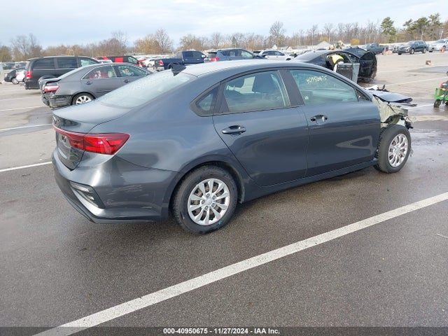3KPF24AD5KE047578 KIA FORTE FE