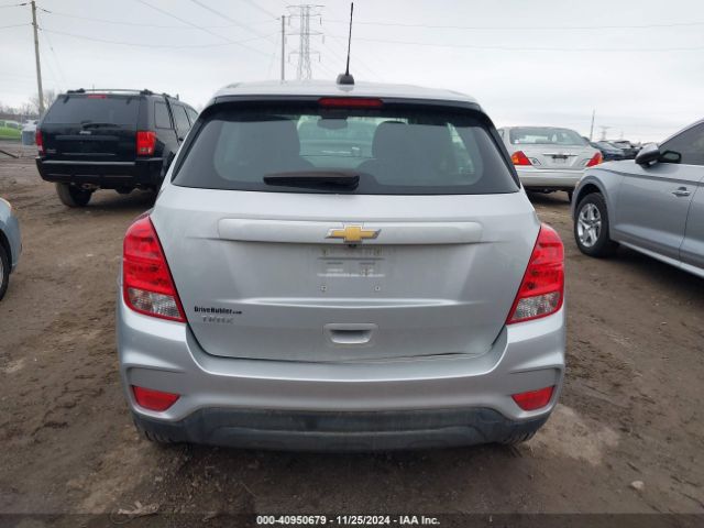 3GNCJKSB3KL248972 Chevrolet TRAX LS