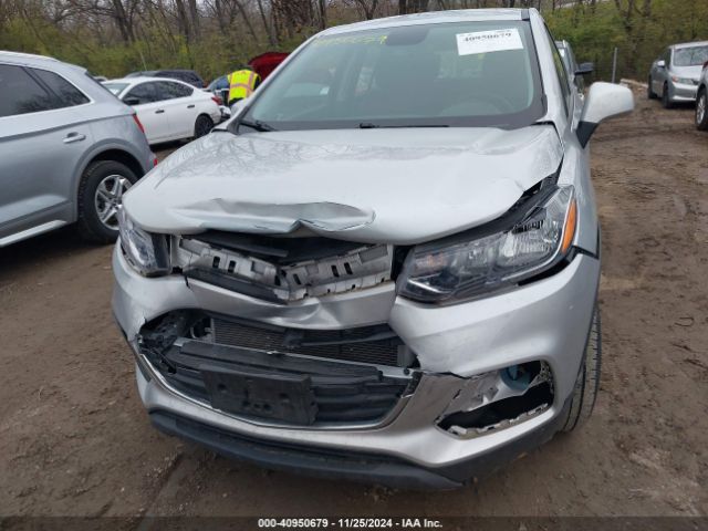 3GNCJKSB3KL248972 Chevrolet TRAX LS