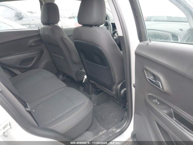 3GNCJKSB3KL248972 Chevrolet TRAX LS