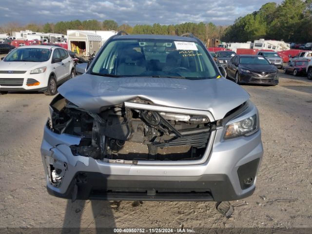 JF2SKAEC2KH548566 Subaru Forester Premium