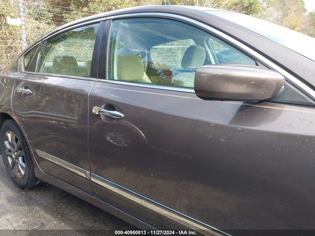Nissan Altima 2.5 S 2015 1N4AL3AP5FN394928 Image 13
