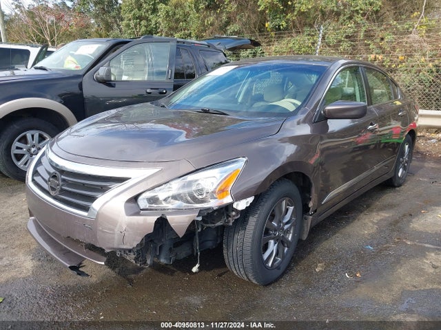Nissan Altima 2.5 S 2015 1N4AL3AP5FN394928 Image 2