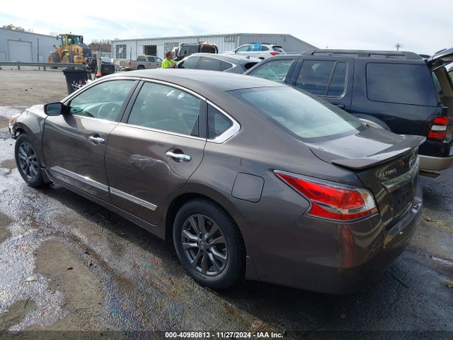Nissan Altima 2.5 S 2015 1N4AL3AP5FN394928 Image 3