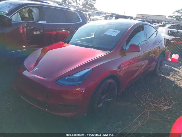 2024 TESLA MODEL Y 7SAYGDED7RA310226 Photo 1
