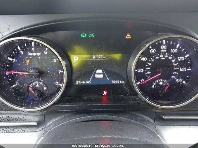 KNDNB4H36P6197303 KIA Carnival Mpv Lx