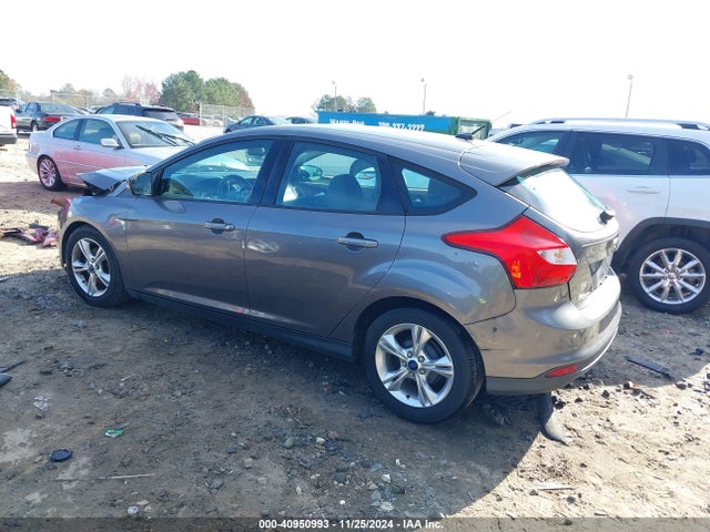 Ford FOCUS SE 2014 1FADP3K26EL387033 Image 3