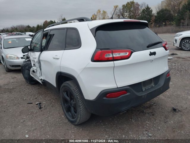 1C4PJLCB3JD556615 Jeep Cherokee Latitude Fwd