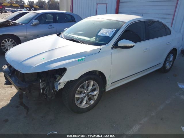1VWAT7A39GC042850 Volkswagen Passat 1.8t S
