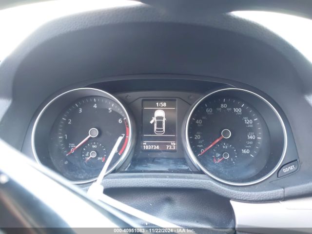 1VWAT7A39GC042850 Volkswagen Passat 1.8t S
