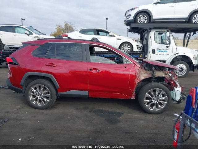 2T3C1RFV5KC001727 Toyota Rav4 Xle Premium