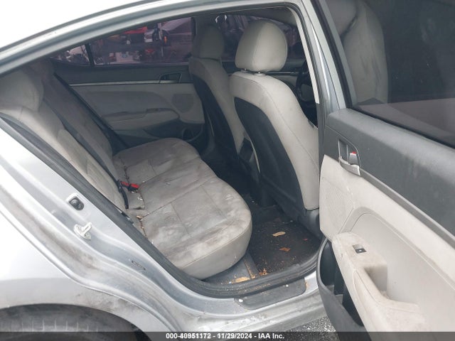 Hyundai ELANTRA SE 2017 5NPD74LF8HH183764 Image 8