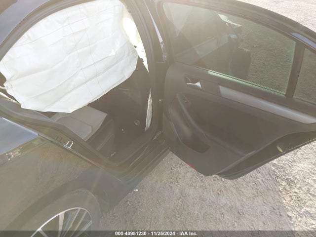 3VWD17AJ6GM398480 Volkswagen Jetta 1.8t Sport