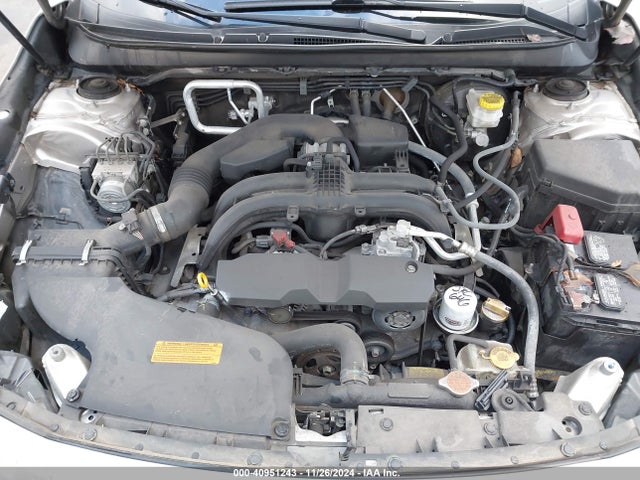 Subaru Outback 2.5i Limited 2018 4S4BSANC3J3321019 Image 10