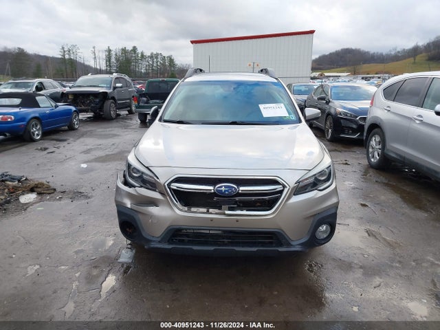 Subaru Outback 2.5i Limited 2018 4S4BSANC3J3321019 Image 12