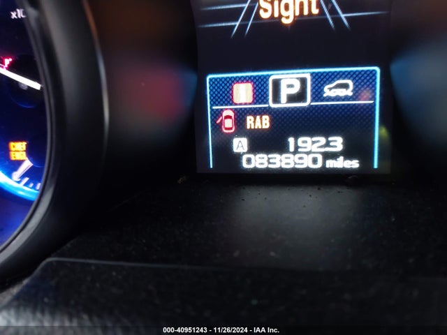 Subaru Outback 2.5i Limited 2018 4S4BSANC3J3321019 Image 15