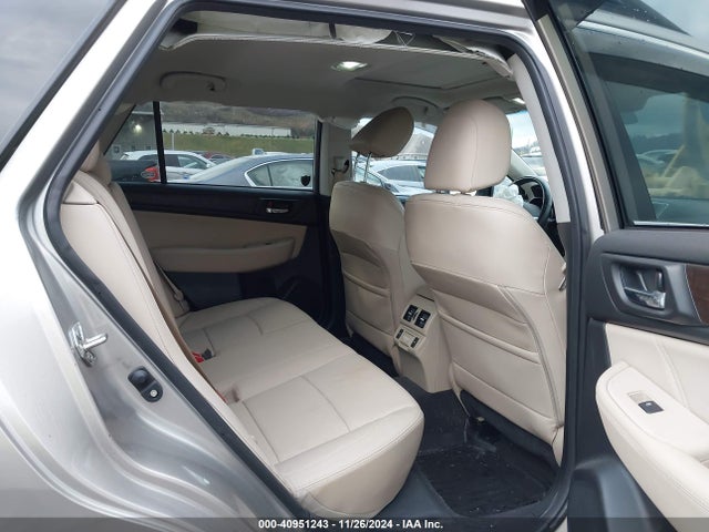 Subaru Outback 2.5i Limited 2018 4S4BSANC3J3321019 Image 8
