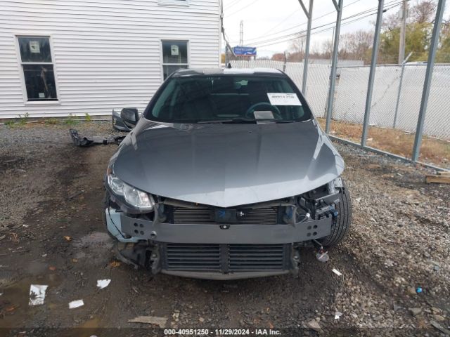 1G1RB6S58JU155881 Chevrolet Volt Premier